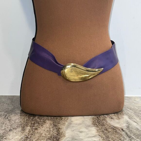 Vintage, Purple Belt with Gold Metal Teardrop Statement Buckle, Women’s Small - Picture 7 of 7